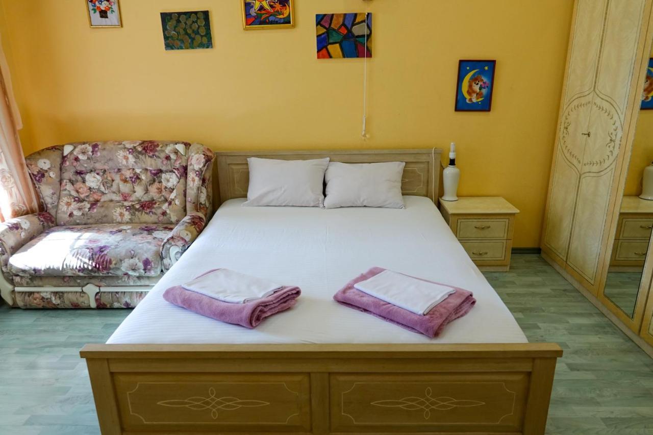 White House Apartments Odessa Exterior foto